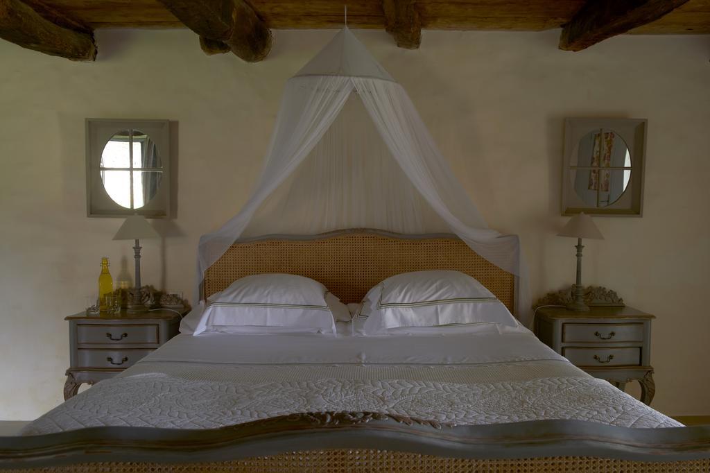 Mas De Garrigue Bed and Breakfast Calvignac Δωμάτιο φωτογραφία