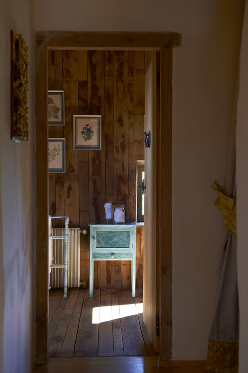 Mas De Garrigue Bed and Breakfast Calvignac Δωμάτιο φωτογραφία